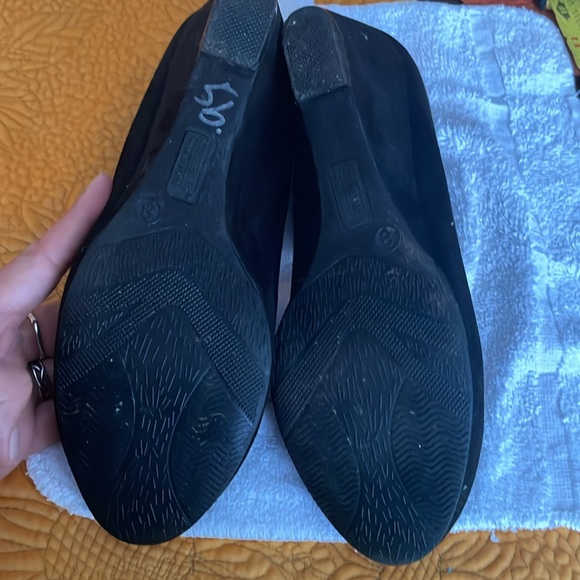 Ladies suede heels - Picture 5 of 6